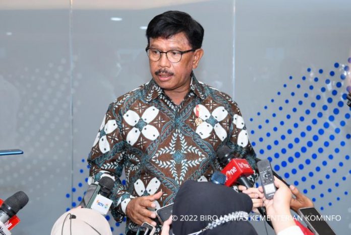 menteri Johny