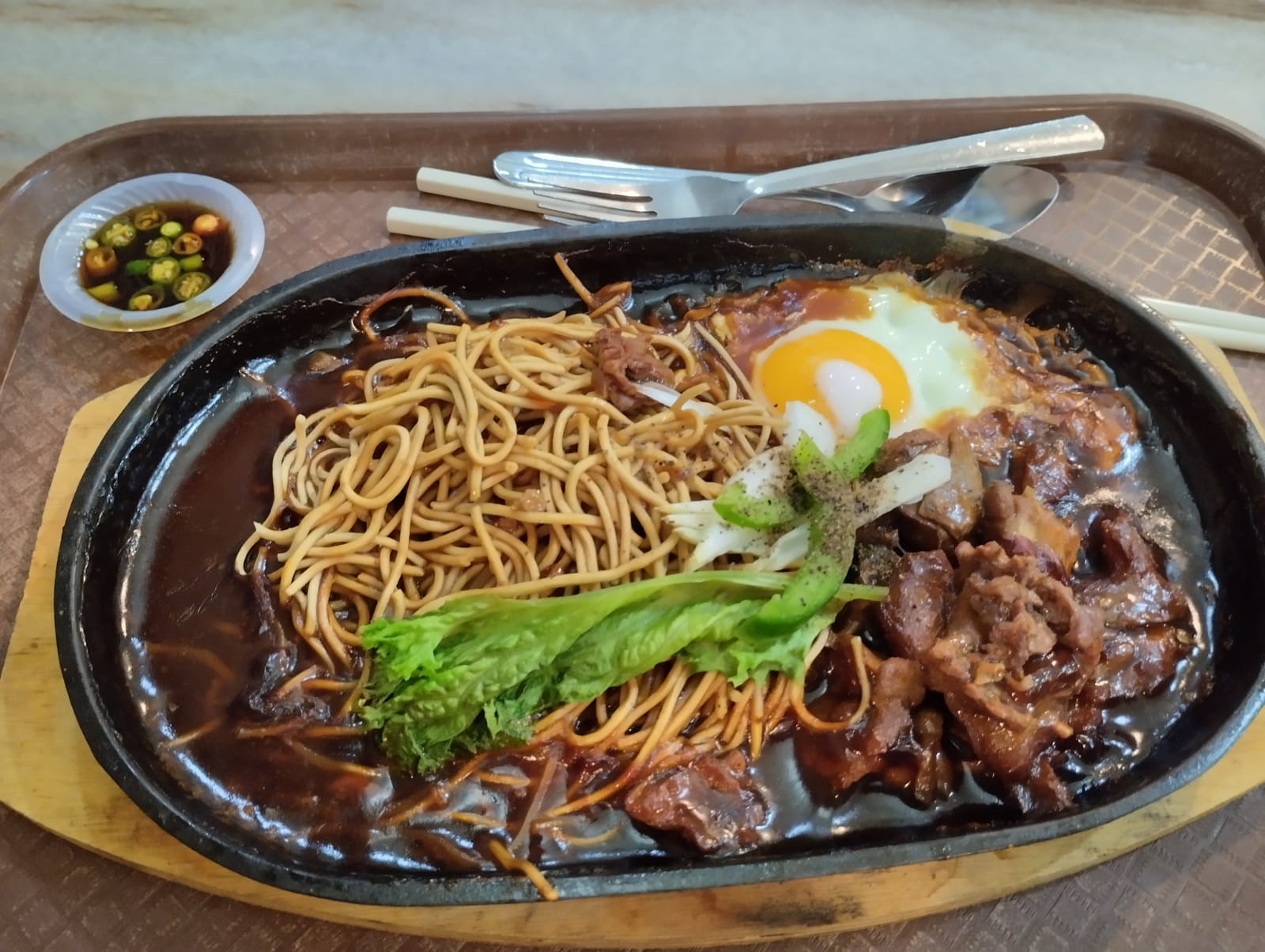 Mee Sapi Hotplate (Foto: Satrio D/ Kontributor Vibizmedia)