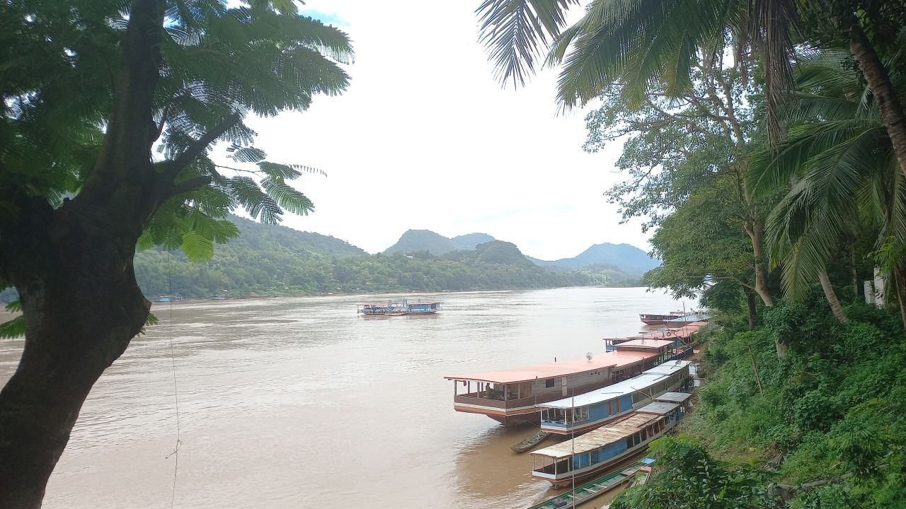 Sungai Mekong mengaliri hampir seluruh wilayah Laos (Foto: Daniel Otto/Vibizmedia)