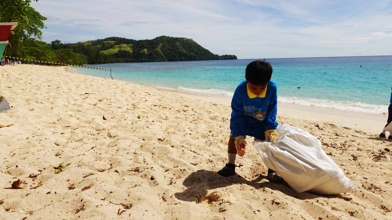 Bulan Cinta Laut di Minahasa