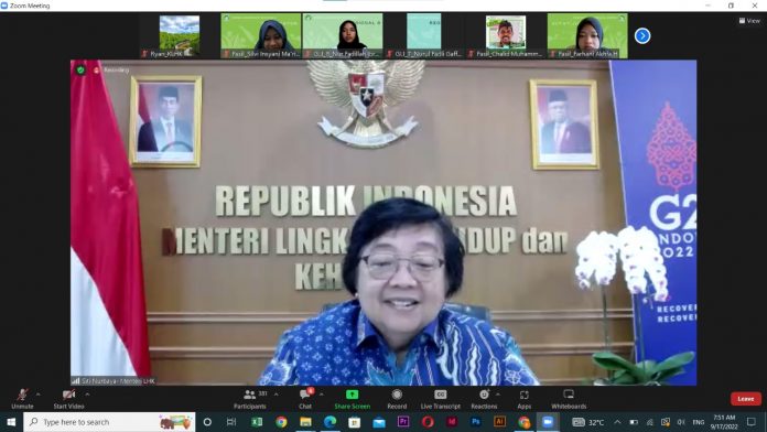 Menteri Lingkungan Hidup dan Kehutanan (LHK), Prof. Siti Nurbaya