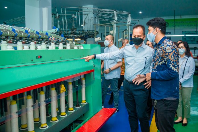 vokasi industri