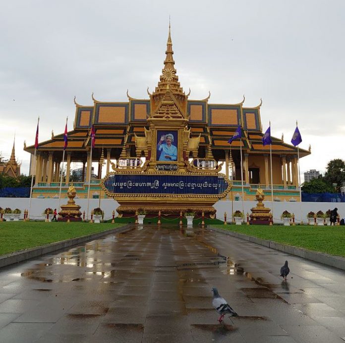 Istana Kerajaan Kamboja