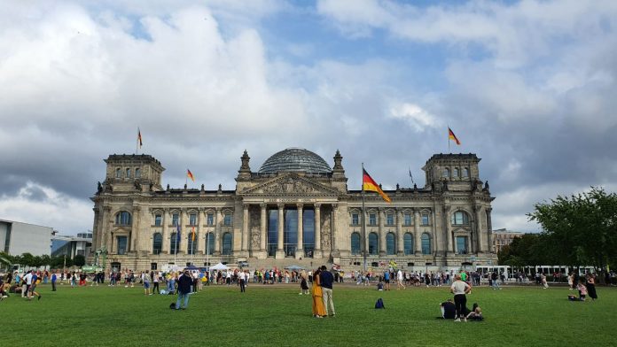 Gedung Parlemen Reichstag