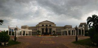 Koh Pich City Hall Di Kamboja