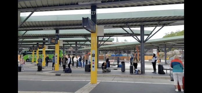stasiun bus1 Stasiun utama bis di Berlin