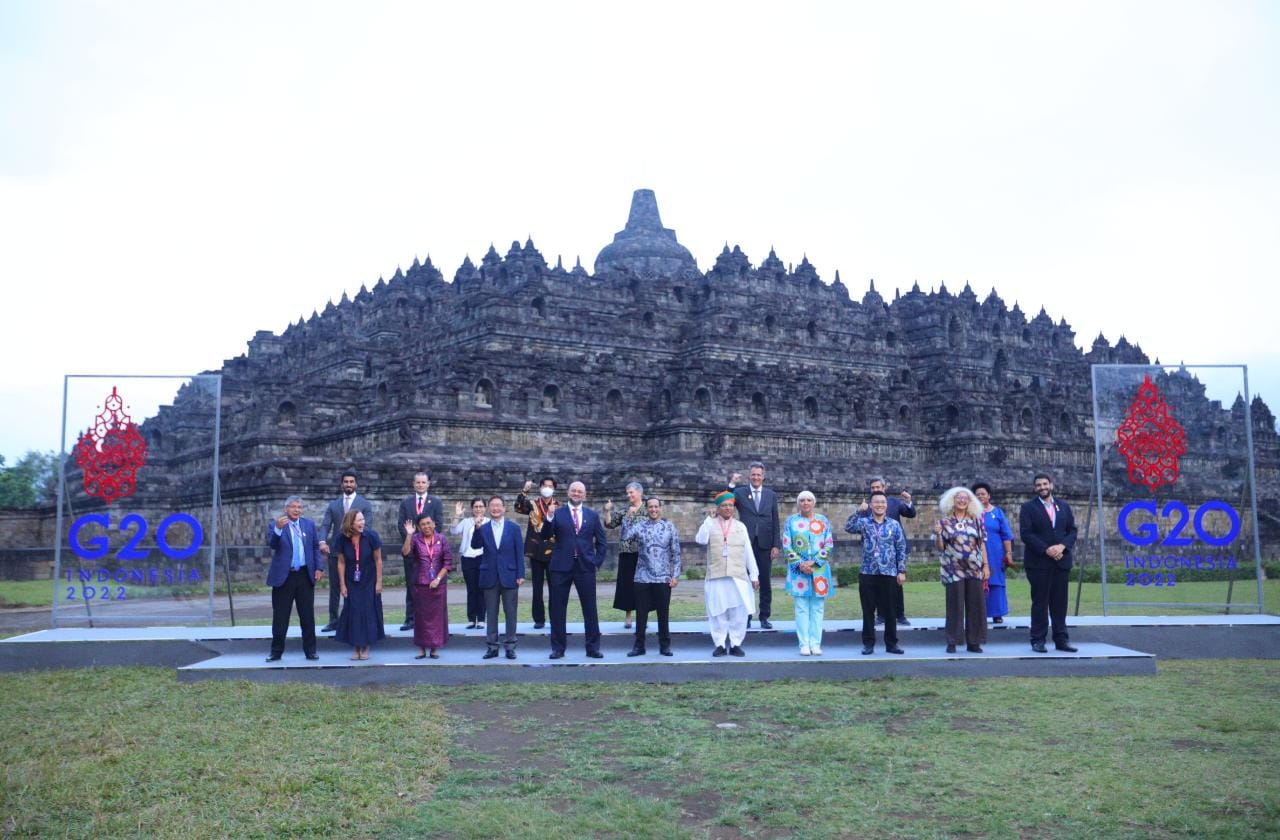tanam pohon