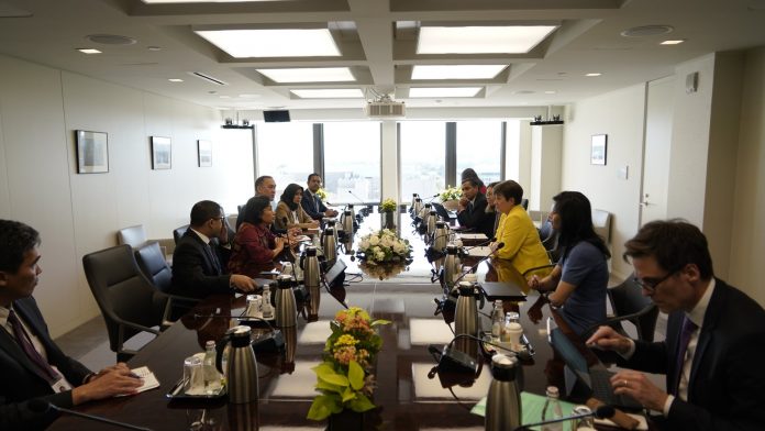 Pertemuan Bilateral Menkeu dan Presiden WBG di Washington DC