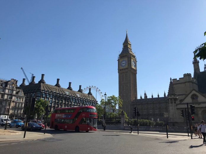 Big Ben Lonceng Menara Jam di London