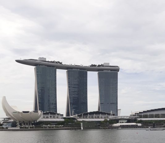 Ayo ke Marina Bay Sands di Singapura