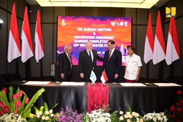 tandatangani-framework-agreement-pemerintah-indonesia-siap-selenggarakan-10th-wwf-2024-di-bali-661a8344-74fa-461f-87e5-68f545df30e1