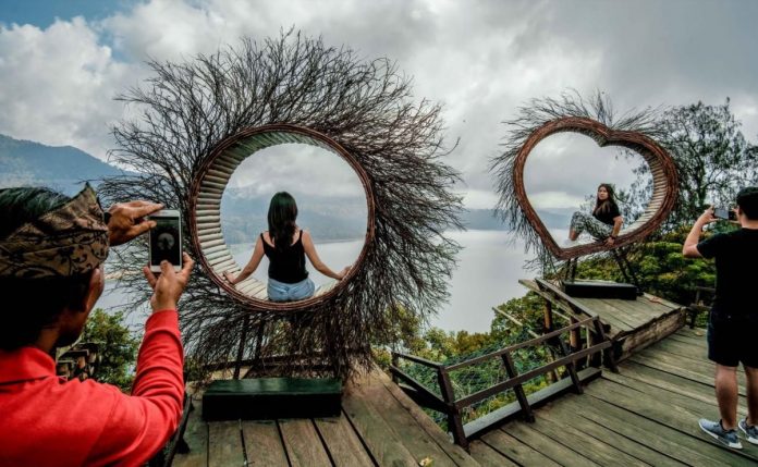 Wisatawan Mancanegara