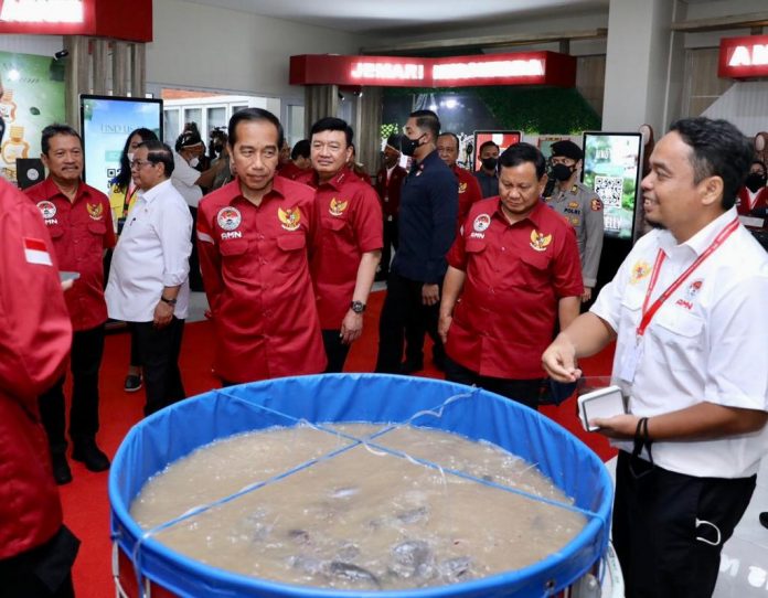 Latih Mahasiswa AMN Surabaya Budidaya Lele Sistem Bioflok1