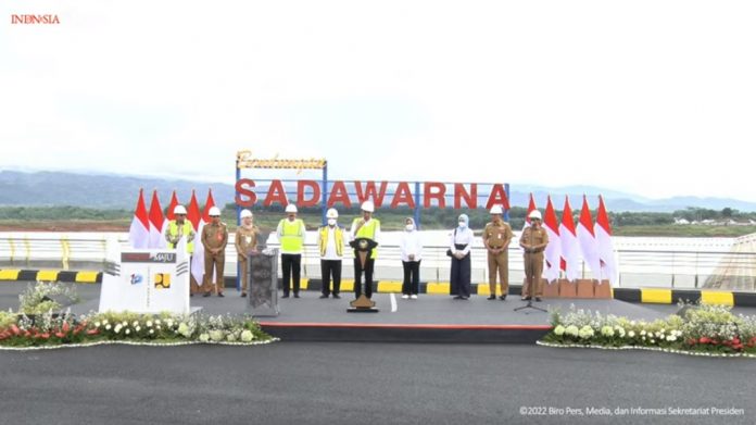 Presiden Jokowi Resmikan Bendungan Sadawarna di Kabupaten Sumedang
