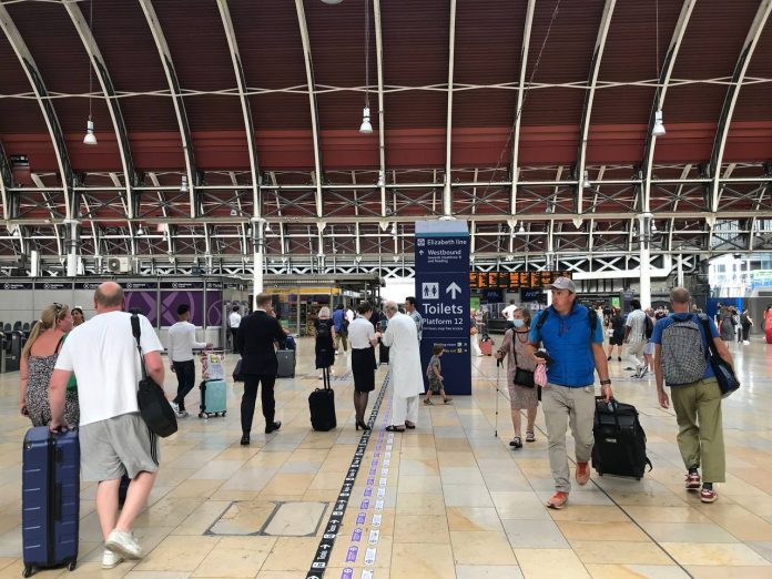 stasion london2 Stasiun Kereta Api Paddington, London