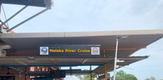 Menikmati Keindahan Kota Melaka Lewat Melaka River Cruise