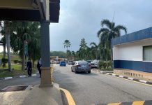 Menikmati Rest Area Pagoh Malaysia
