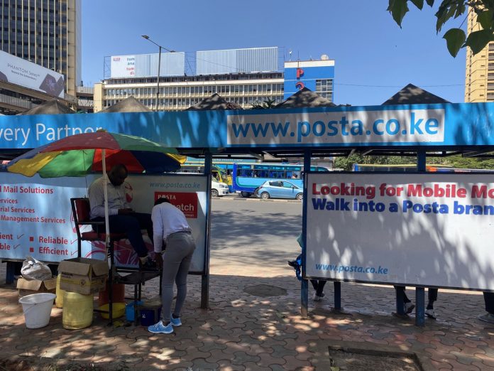 Jasa Semir Sepatu di Nairobi Kenya