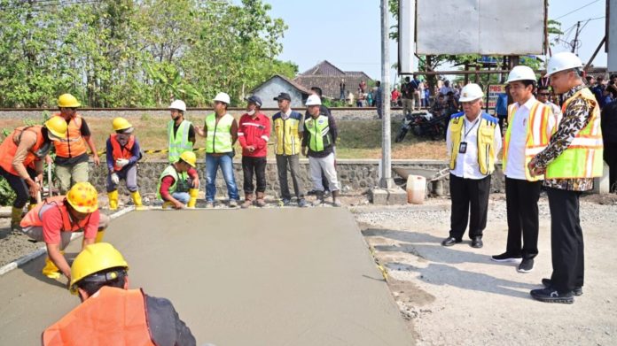Rekonstruksi Jalan Raya