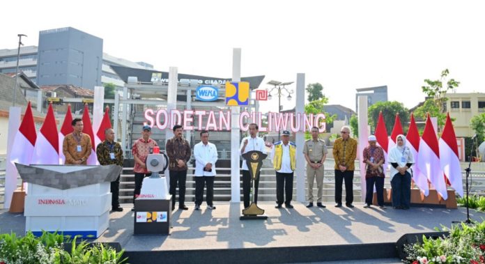 Presiden Joko Widodo meresmikan Sodetan Ciliwung di Jakarta Timur, pada Senin, 31 Juli 2023. Sodetan Ciliwung