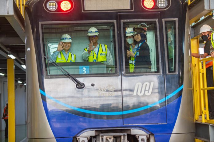 Transportasi massal MRT MRT