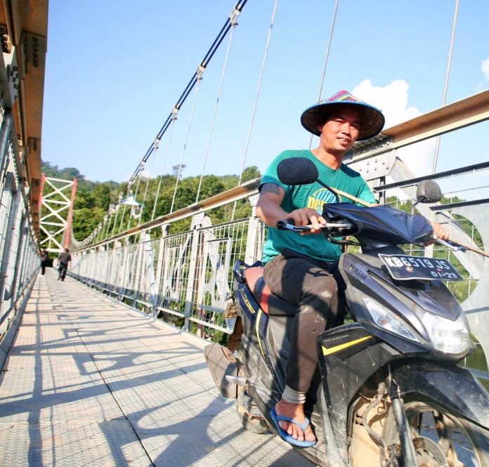 Jembatan Gantung Sepan Kareho