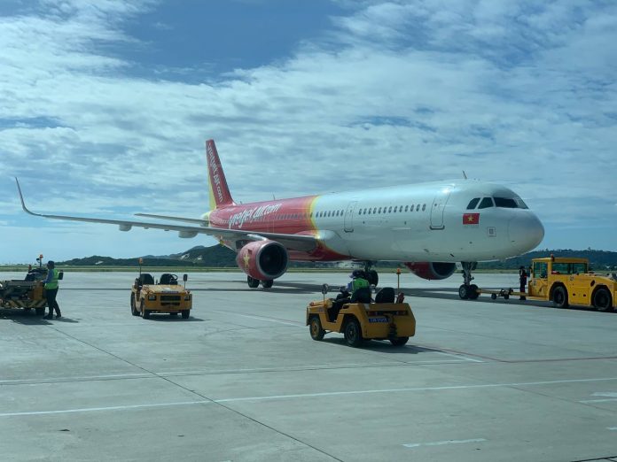 Bandara Internasional Cam Ranh Vietnam