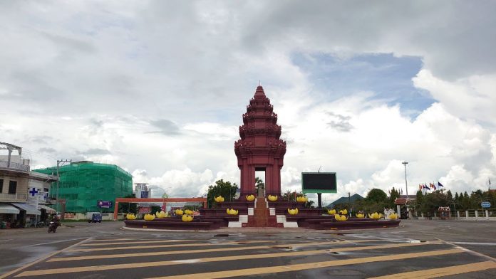 Kamboja Monumen Kemerdekaan Phnom Penh