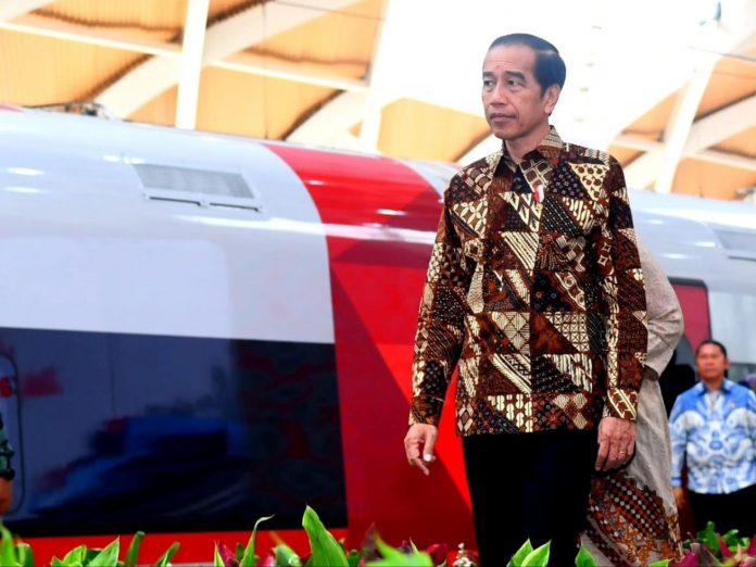Kereta Cepat Jakarta-Bandung