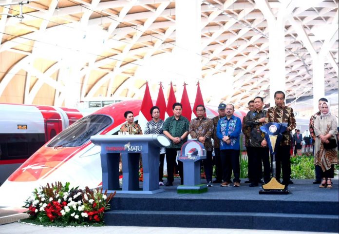 Kereta Cepat Jakarta-Bandung