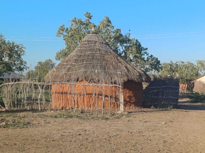 Rumah Penduduk Asli Orang Kenya Manyata House