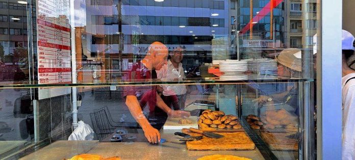 Menikmati Borekcisi Sarapan Pagi Turki