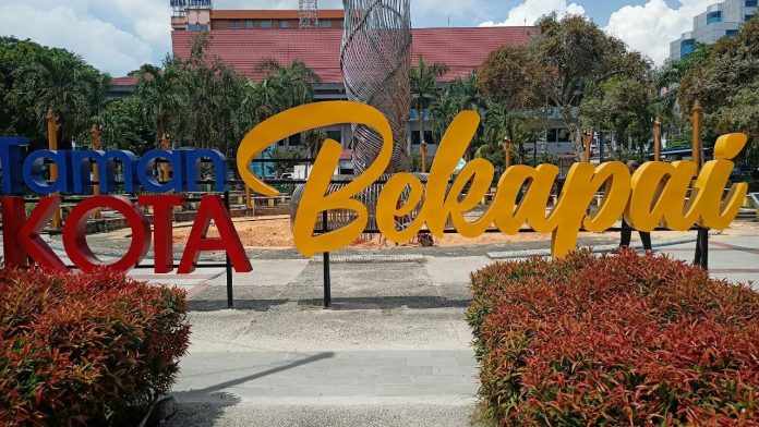 Taman Kota Bekapai, di Jalan Jendral Sudirman, Balikpapan, Kalimantan Timur (Foto Herwantoro Vibizmedia)