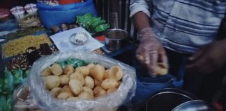 Ayo Menikmati Jajanan Kaki Lima Pani Puri