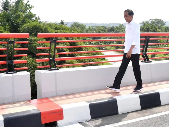 Presiden Joko Widodo resmikan jembatan baru di Provinsi Jawa Tengah Jembatan