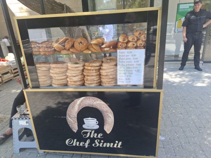 Food Street Murah dan Nikmat ada di Azerbaijan