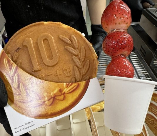 Jajanan Viral Roti Koin Yen di Jepang