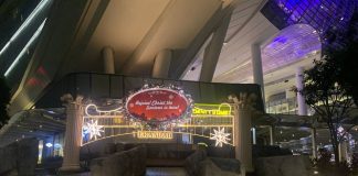 Dekorasi Indah Menyambut Natal di The Star Vista Singapura