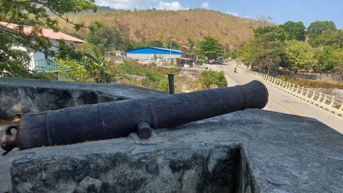 benteng Destinasi wisata bersejarah Benteng Maubara di Timor Leste