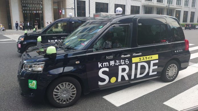 mobil Moda Transportasi Taksi di Jepang