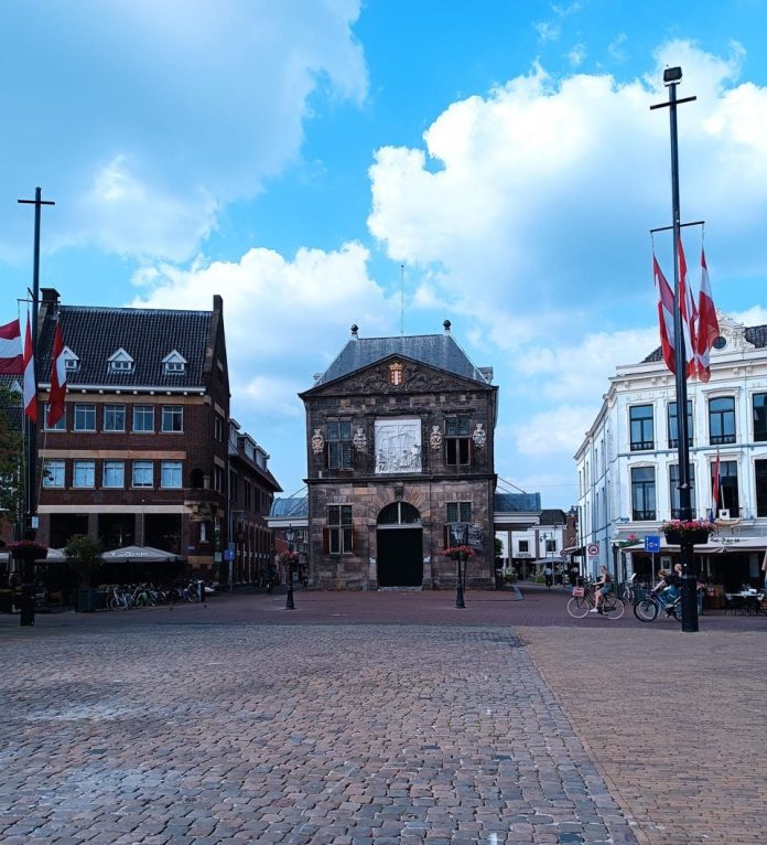 Gouda Waag Gedung Gouda Waag Tempat Penimbangan Keju di Belanda