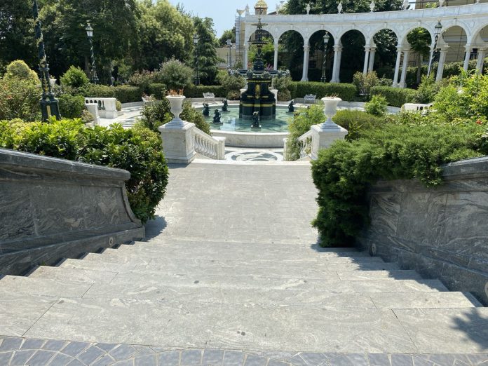 photo_6107415444936842384_y Philamornia Garden Taman Indah dan Asri di Azerbaijan