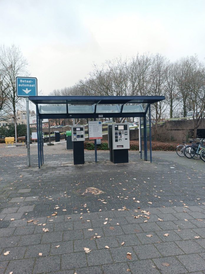 photo_6168120976554967091_y Bayar Parkir Otomatis di Belanda