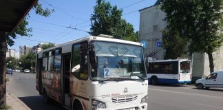 Mengenal Transportasi Publik di Bishkek Bus dan Minibus