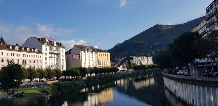 Lourdes Keindahan Alam di Jantung Pegunungan Pyrenees Perancis