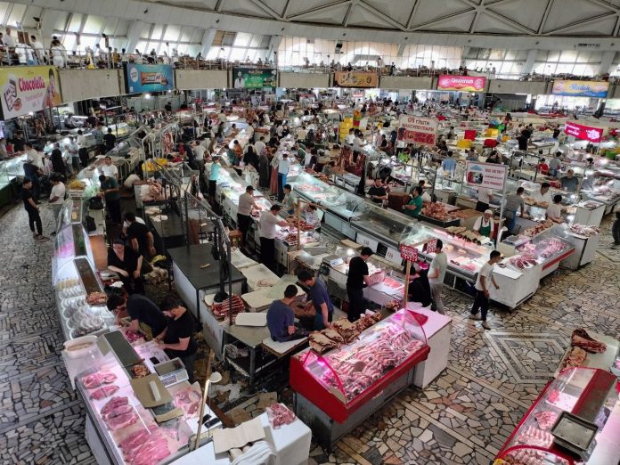 Pasar Chorsu, Pusat Kegiatan Tradisional di Tashkent Uzbekistan