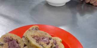 Bánh Tét Makanan Khas Vietnam yang Penuh Makna