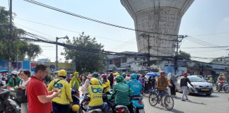 Layanan Ojek Motor Online di Vietnam