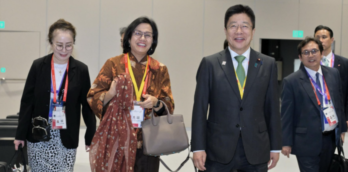 Menkeu Indonesia dan Jepang Sepakat Perkuat Kerja Sama di ASEAN Menkeu Indonesia dan Jepang Sepakat Perkuat Kerja Sama di ASEAN