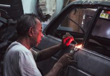 Restorasi mobil klasik